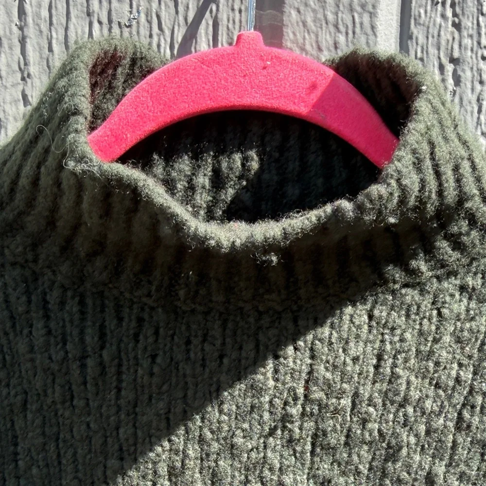 Vince Wool Blend Pullover Mock Neck Hunter Sweater, Size: M